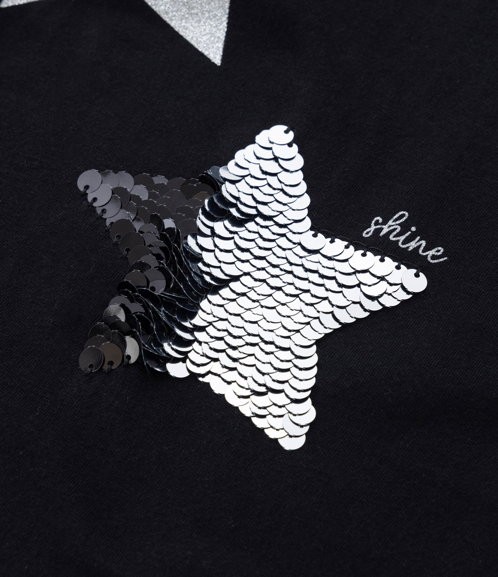 Blusa Cropped Infantil com Bordado de Estrelas em Paetê - Tam 5 A 14 Preto 3