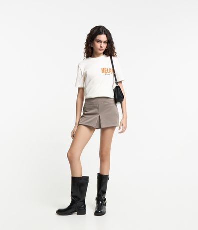 Short Saia Jacquard com Fenda e Bolso Embutidos Short Saia Jacquard com Fenda e Bolso Embutidos