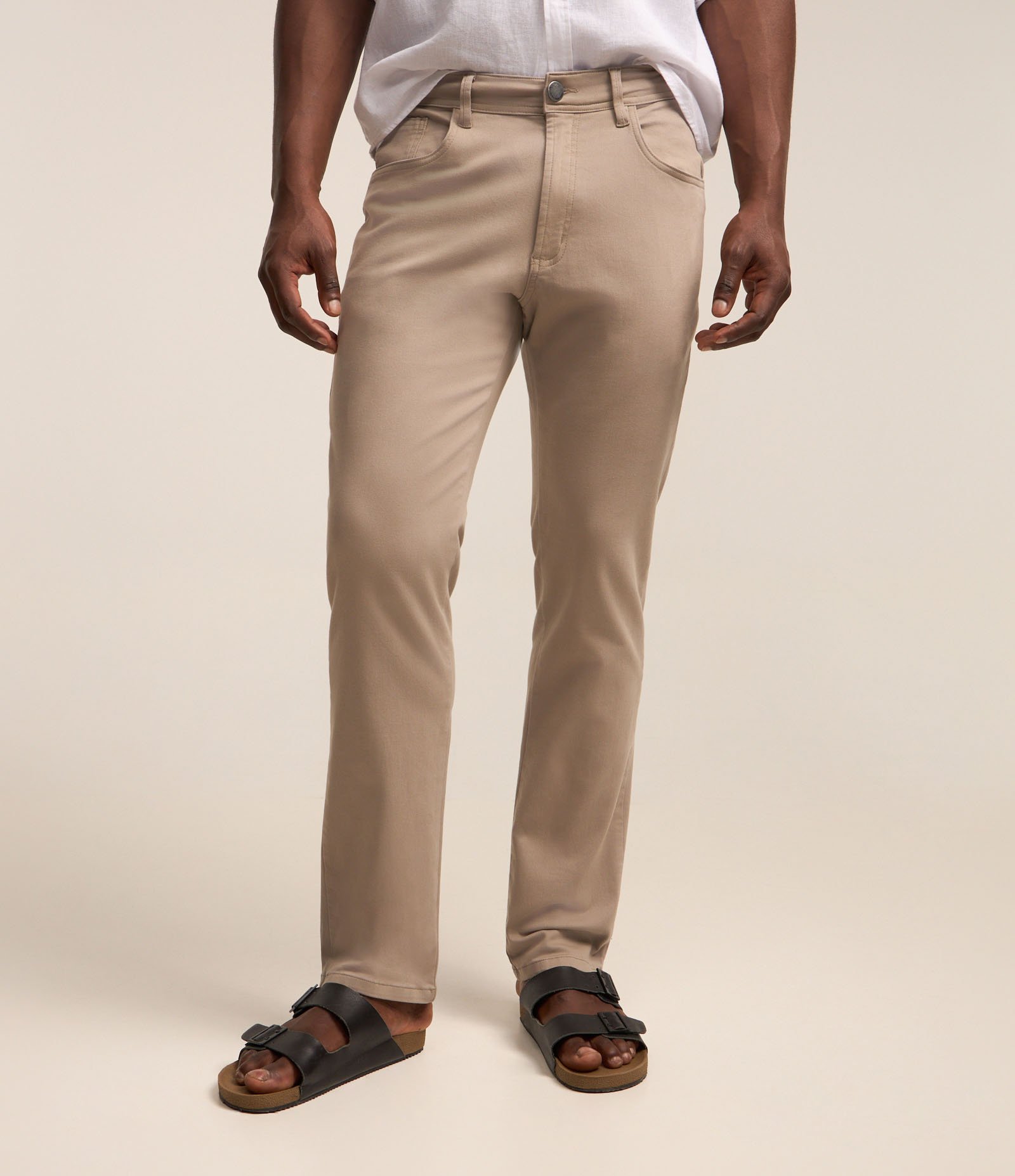 Calça em Sarja com Cós Elastano Marrom claro 1