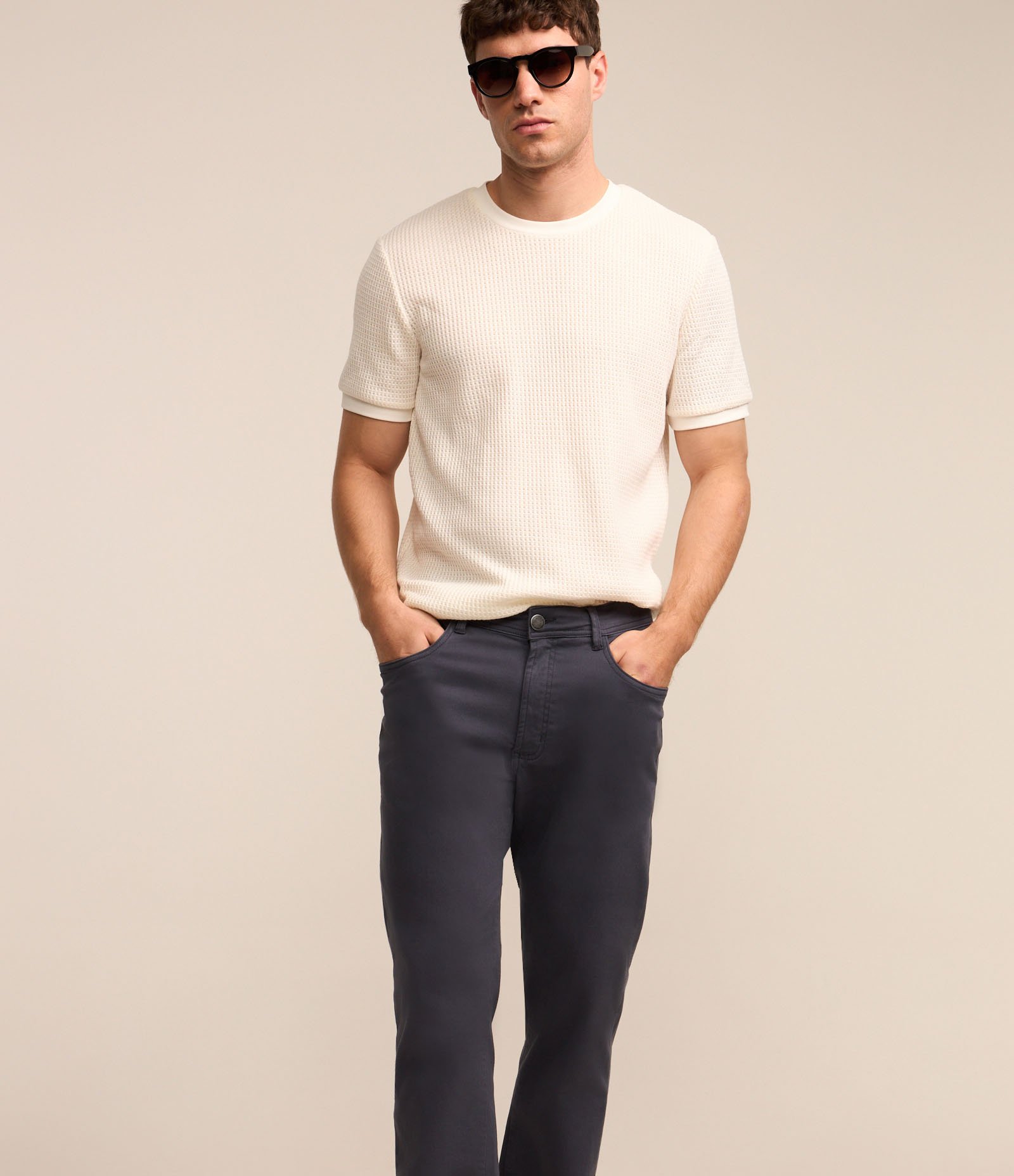 Calça em Sarja com Cós Elastano Preto 2