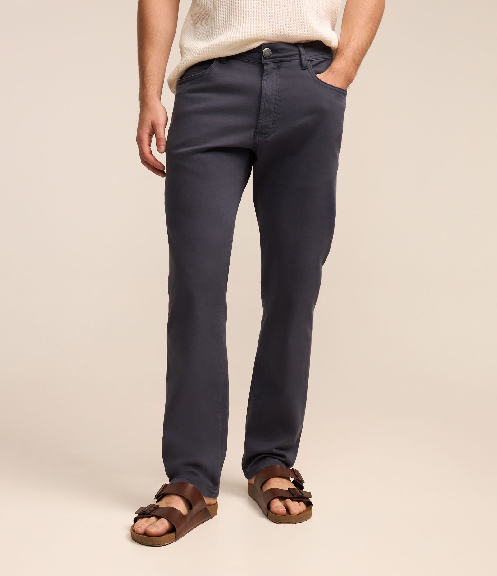 Calça em Sarja com Cós Elastano Preto 3