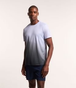Camiseta Esportiva em Tecnologia Dry com Estampa Degrade Sublimada