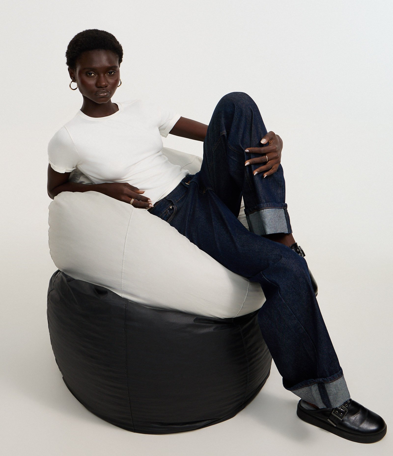 Blusa Básica em Viscose com Manga Dobrada Branco 3