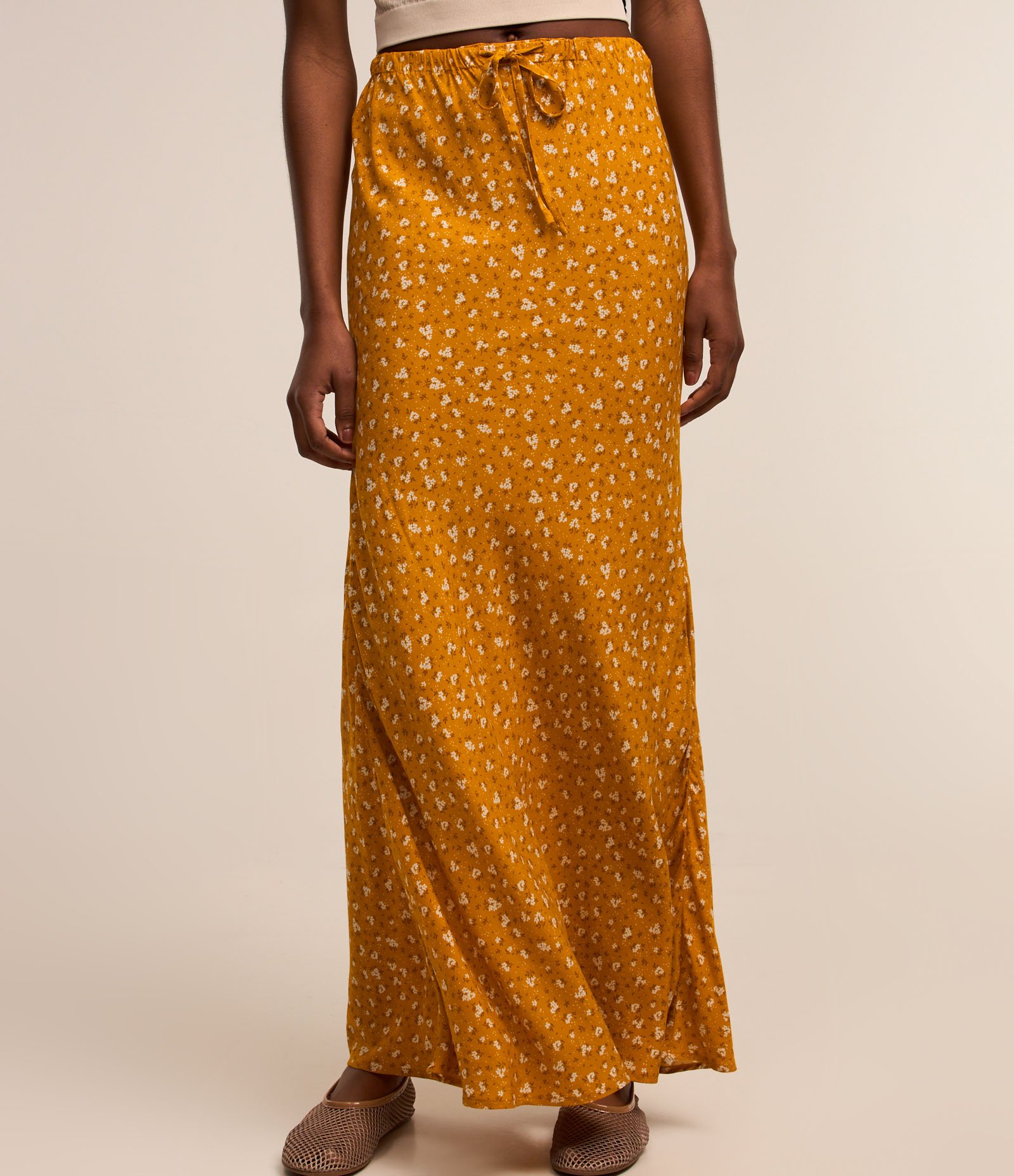 Saia Midi em Viscose Floral Liberty com Amarração Amarelo 2