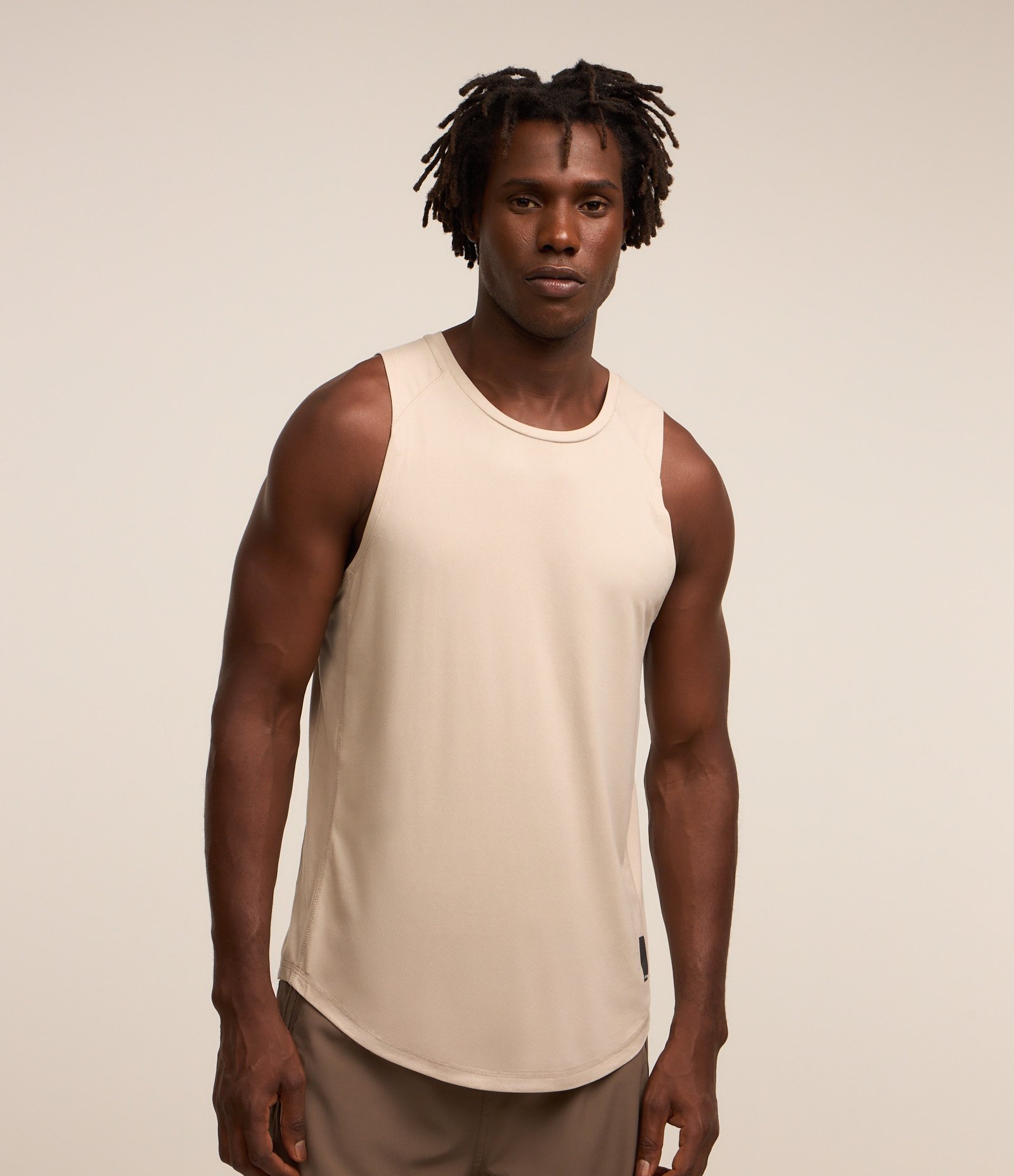 Regata Regular Esportiva com Etiqueta na Barra e Detalhe Contrastante Bege 1