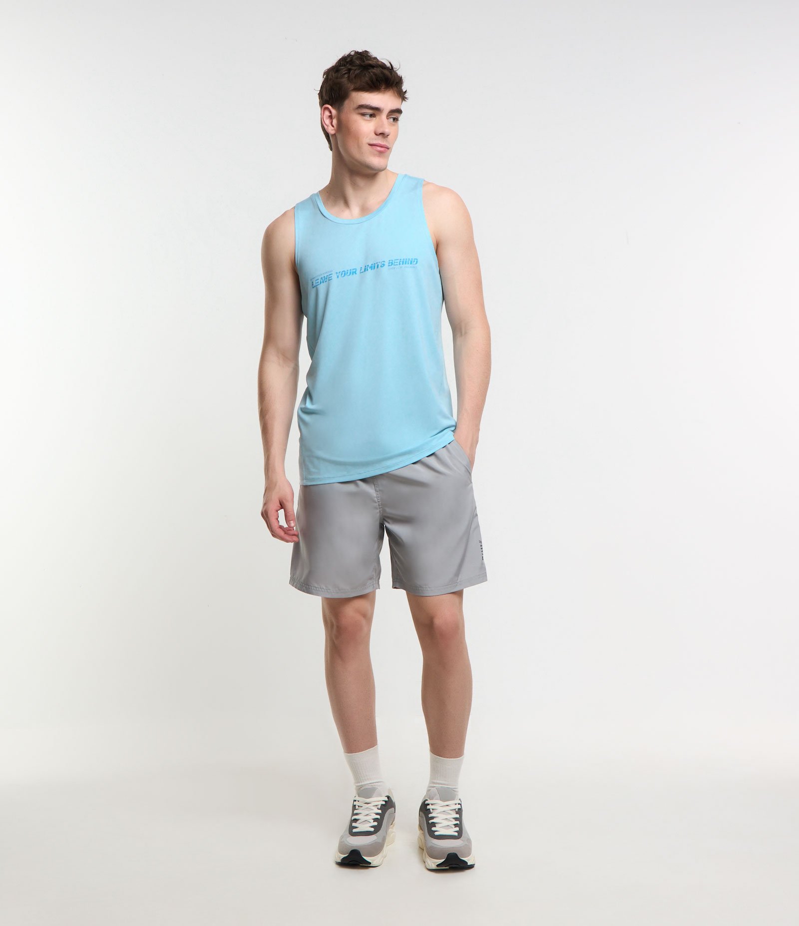 Regata Regular Esportiva com Estampa Lettering Azul 2