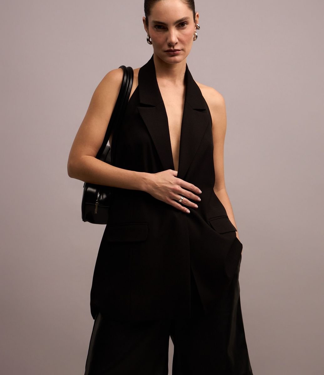 Colete Frente Única em Alfaiataria com Botão único e Bolsos Preto