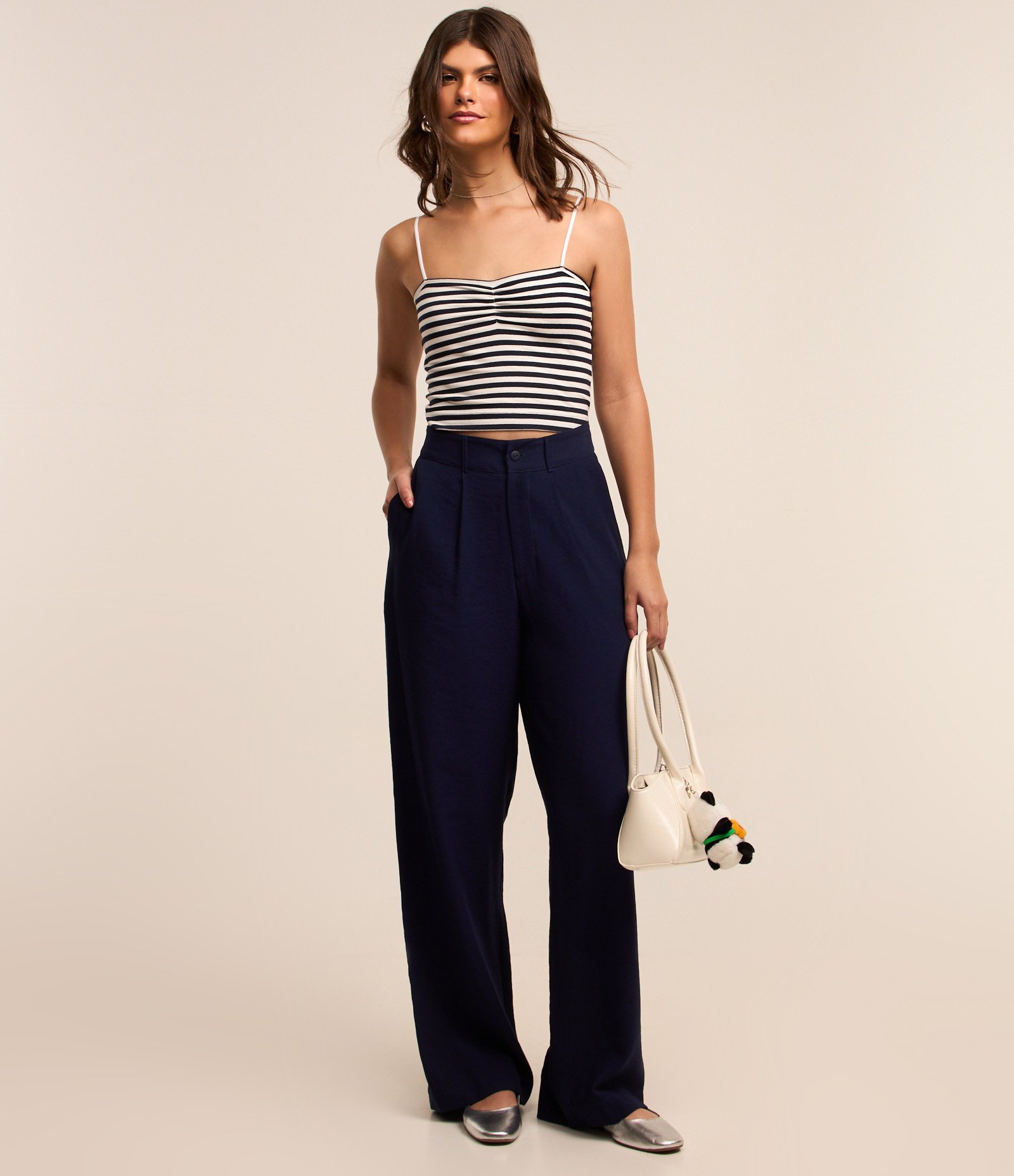 Blusa Cropped em Algodão Listrado com Franzido no Busto Azul Marinho/Branco 2