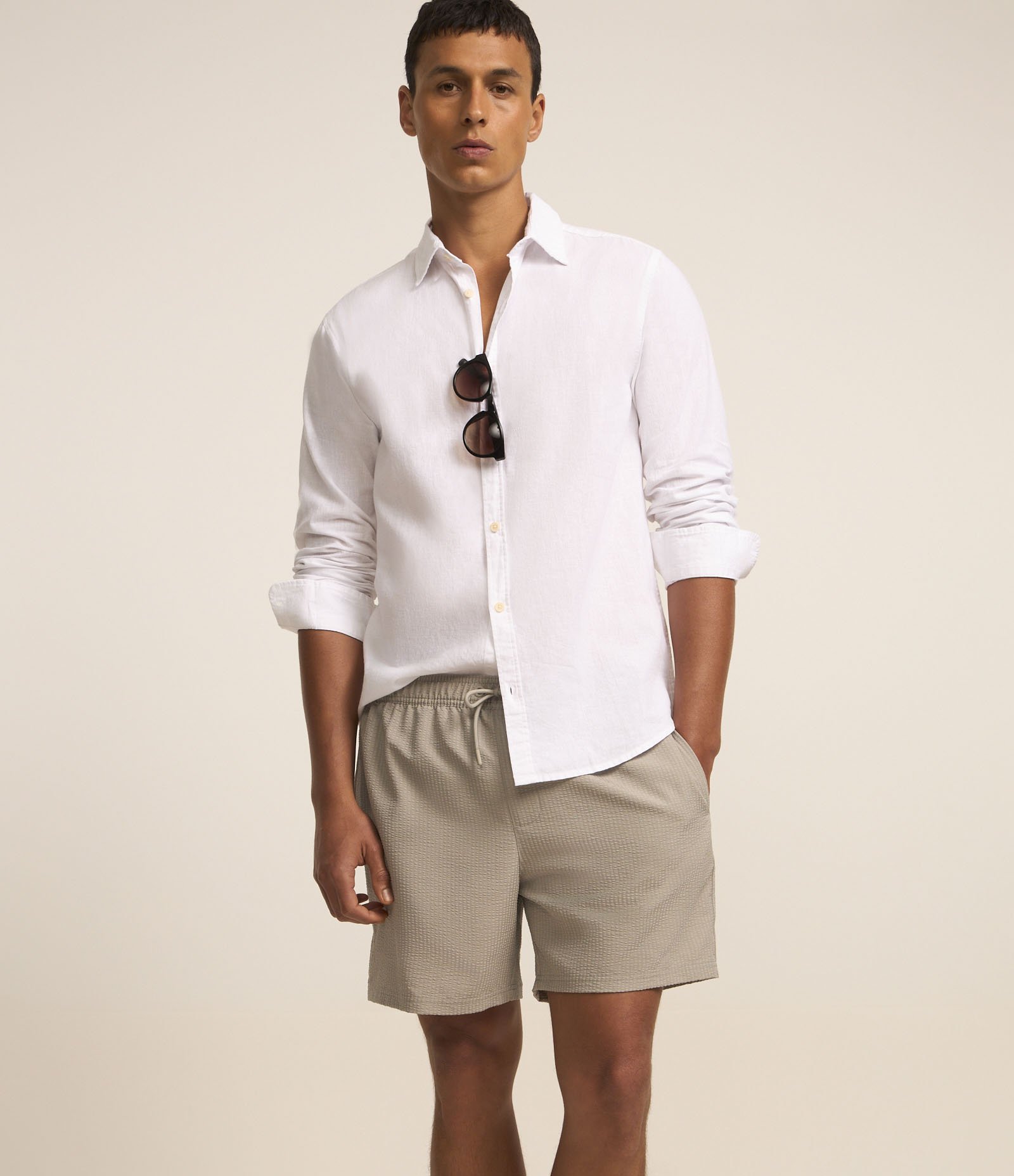 Bermuda de Praia em Anarruga com Textura Bege 2