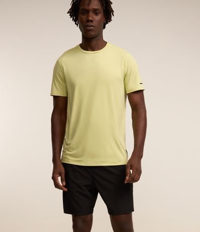 Camiseta Esportiva em Tecnologia Dry com Etiqueta na Barra Menor preço em Camiseta Esportiva em Tecnologia Dry com Etiqueta na Barra