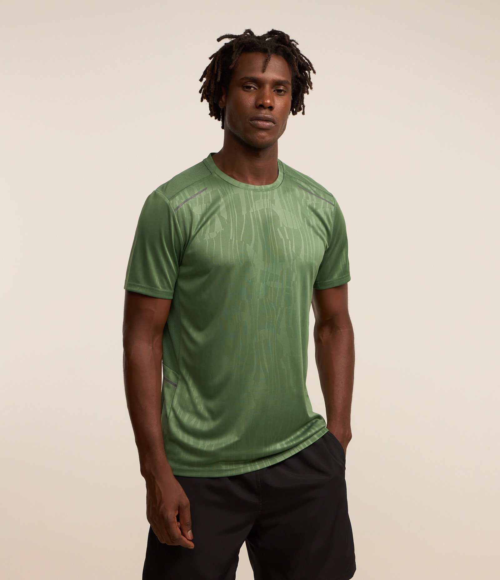 Camiseta Esportiva Tecnologia Dry com Estampa Heat Print Verde Claro 1