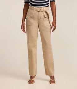 Calça Reta Cintura Média em Sarja com Bolso com Lapela