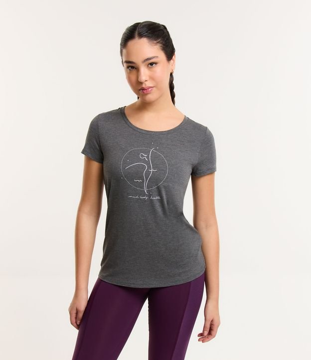 Camiseta Esportiva em Viscose com Estampa Yoga
