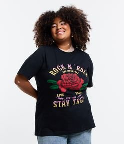 Camiseta em Algodão com Estampa Rosa Rock N Roll Curve & Plus Size