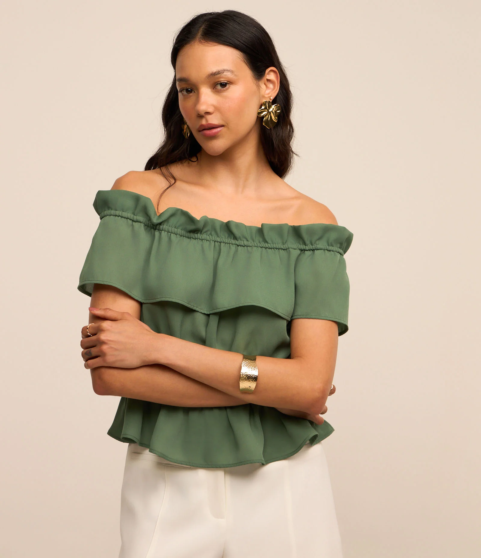 Blusa Ombro a Ombro em Crepe com Elásticos Verde 1