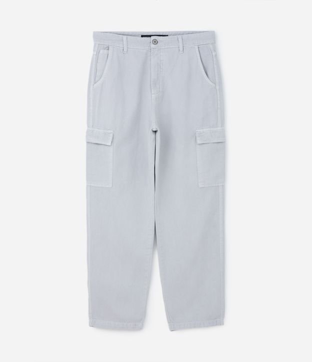 Calça Baggy em Sarja com Bolsos Cargo