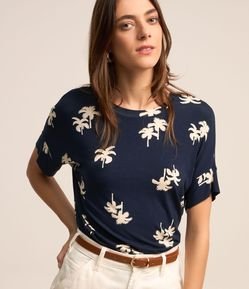 Blusa em Viscose com Estampa Coqueiros