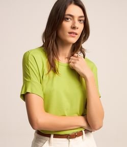 Blusa Sem Cava em Viscose com Gola Redonda