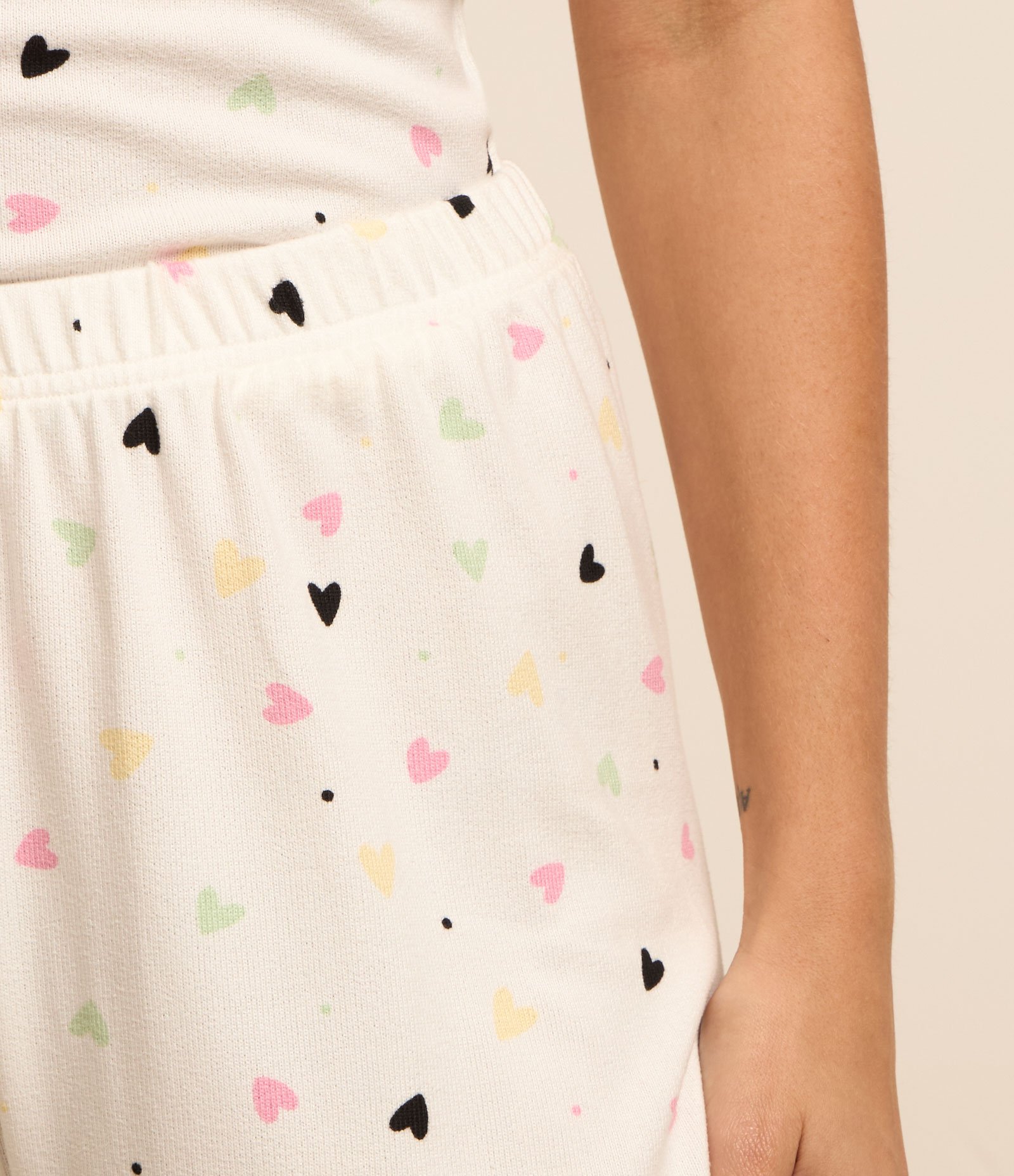 Pijama Short Doll com Lacinho no Decote e Estampa Mini Corações Off White 3