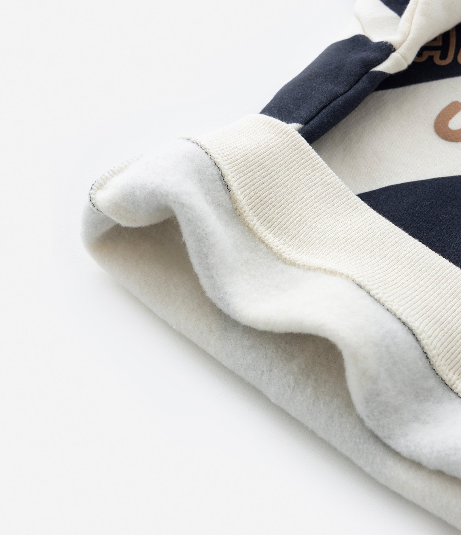 Blusão Infantil em Moletom Quentinho com Estampa Listras - 1 a 5 Anos Bege/Preto 3