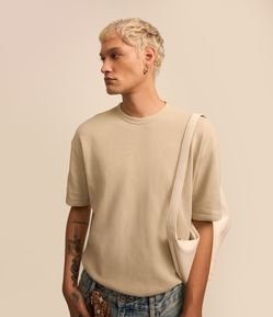 Camiseta Relaxed em Malhão Estonado com Textura Mini Waffle