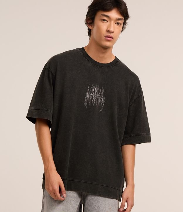 Camiseta Overboxy em Malhão Estonado com Estampa Lettering
