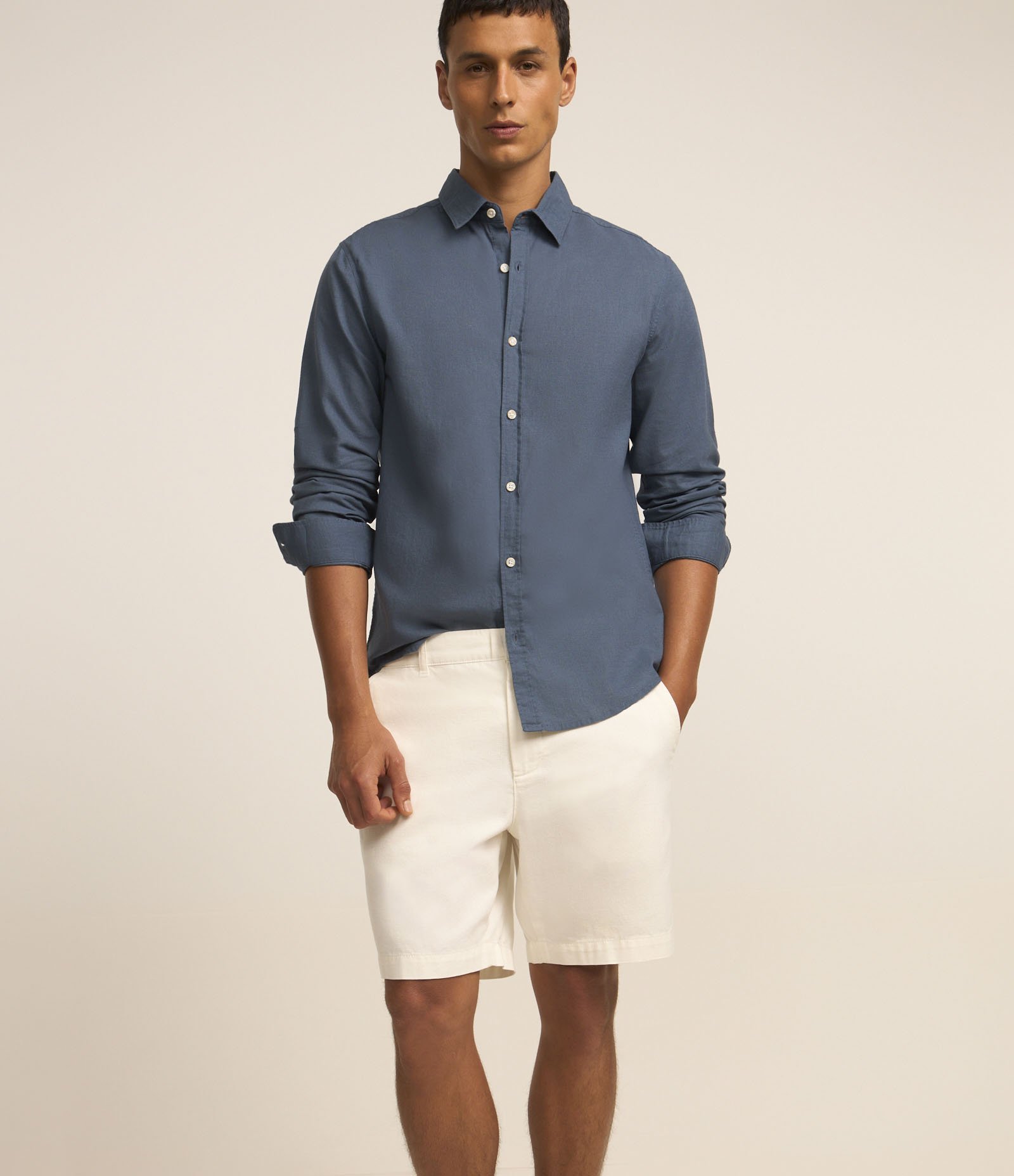 Bermuda em Sarja com Textura e Cós Fixo Off White 2