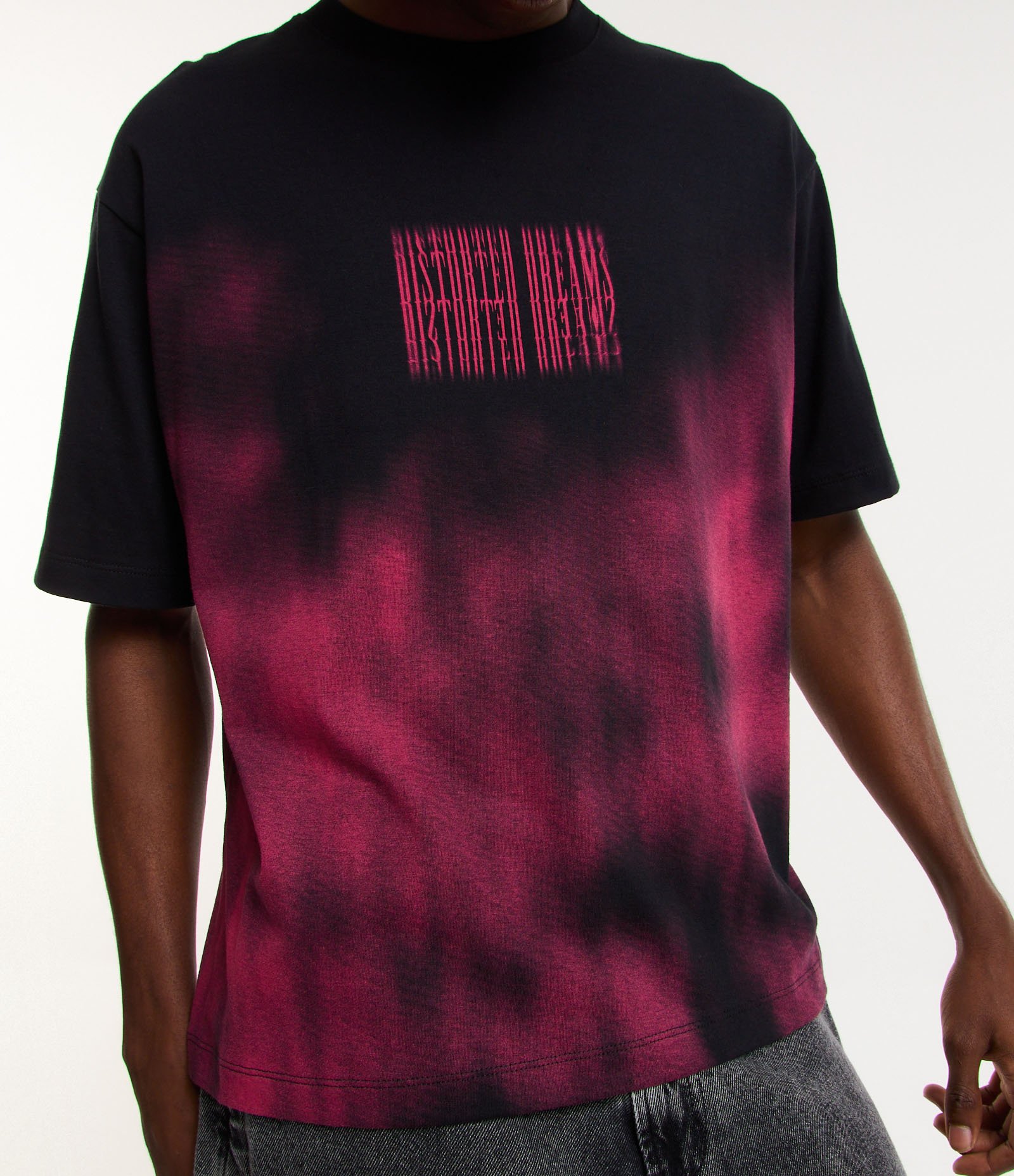 Camiseta Boxy em Algodão com Estampa Distorted Dreams Preto/Rosa 4