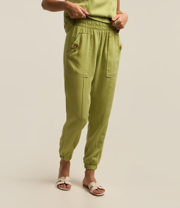 Cor: Verde | Tamanho: M
