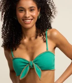 Biquíni Top Bandeau com Amarração Frontal Texturizado e com Pesponto Contrastante