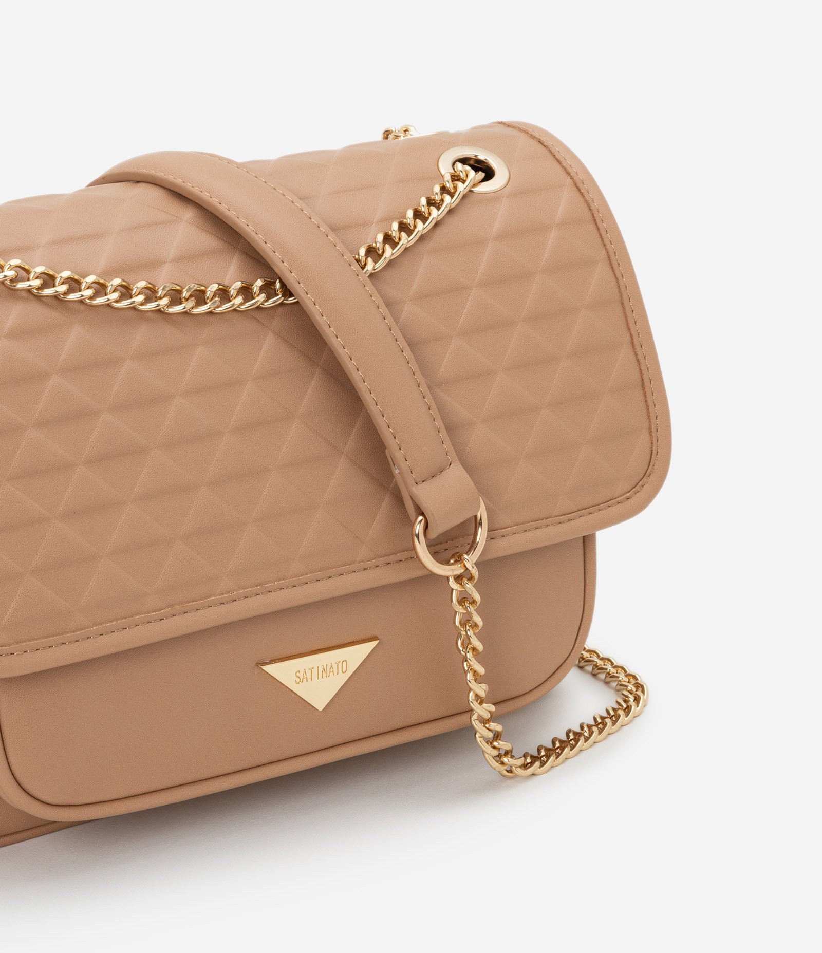 Bolsa Shoulder em PU Liso com Detalhe Plaquinha em Triângulo Bege 8