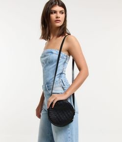 Bolsa Redonda Transversal em PU com Textura Embossed