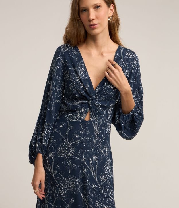 Vestido Midi em Viscose com Manga Ampla e Punho Ajustado