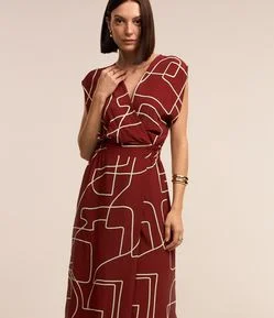 Vestido Midi em Crepe com Transpasse e Cintura Ajustada