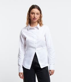 Camisa em Tricoline com Gola Estruturada e Recorte na Cintura