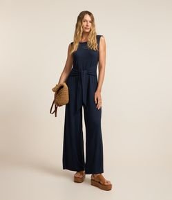 Macacão Reto em Viscose com Amarração na Cintura