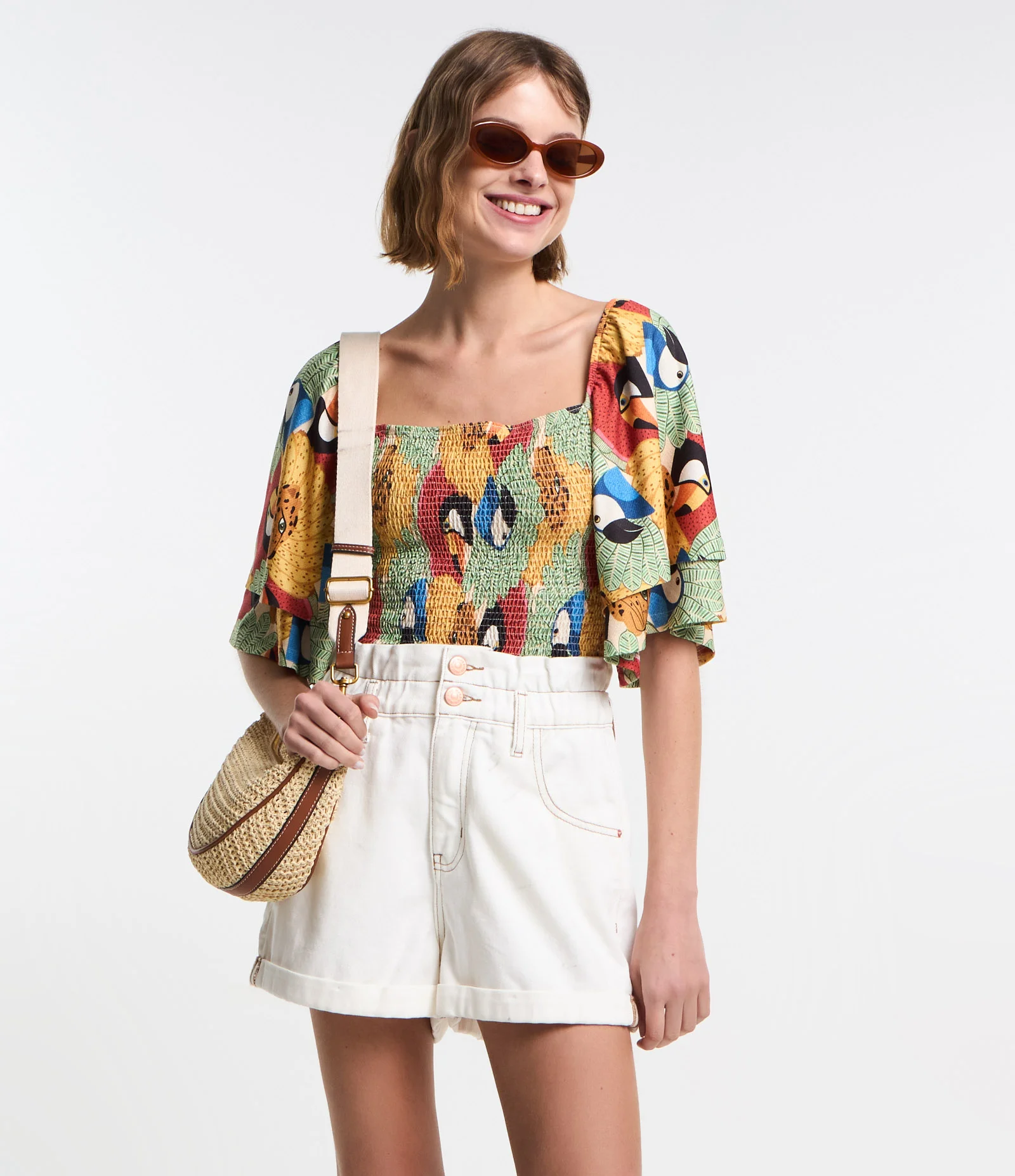 Short Baggy Cintura Alta em Sarja com Elástico no Cós Branco Neve