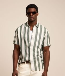Camisa Comfort em Linho com Estampa de Listras