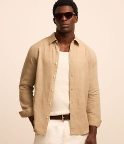 Camisa Regular em Linho com Textura Grid e Manga Longa
