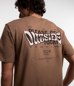 Camiseta Comfort em Algodão com Lettering Outside