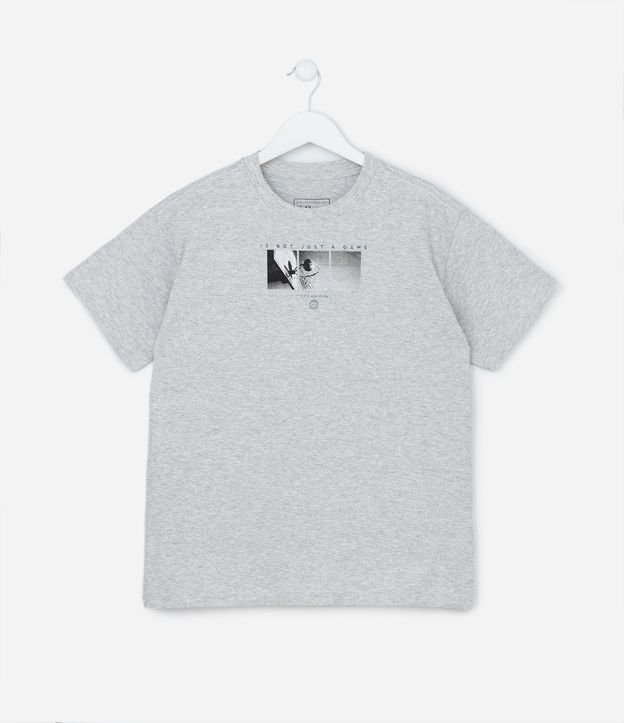 Camiseta Infantil com Estampa Frente e Costas de Basquete - Tam 5 a 14 anos
