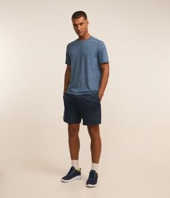 Bermuda Esportiva em Tecnologia Dry com Mescla e Recorte