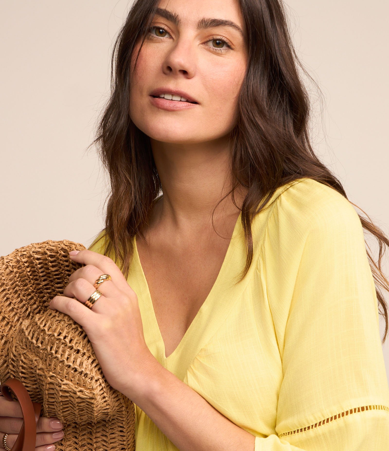 Blusa em Viscose com Detalhe de Entremeios e Franzidos Amarelo 4