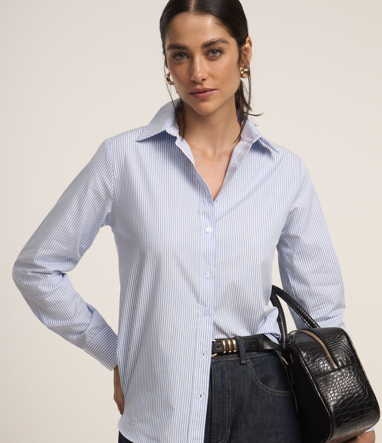 Camisa em Tricoline com Abotoamento e Estampa Listras em Fio Tinto Azul/ Branco 1
