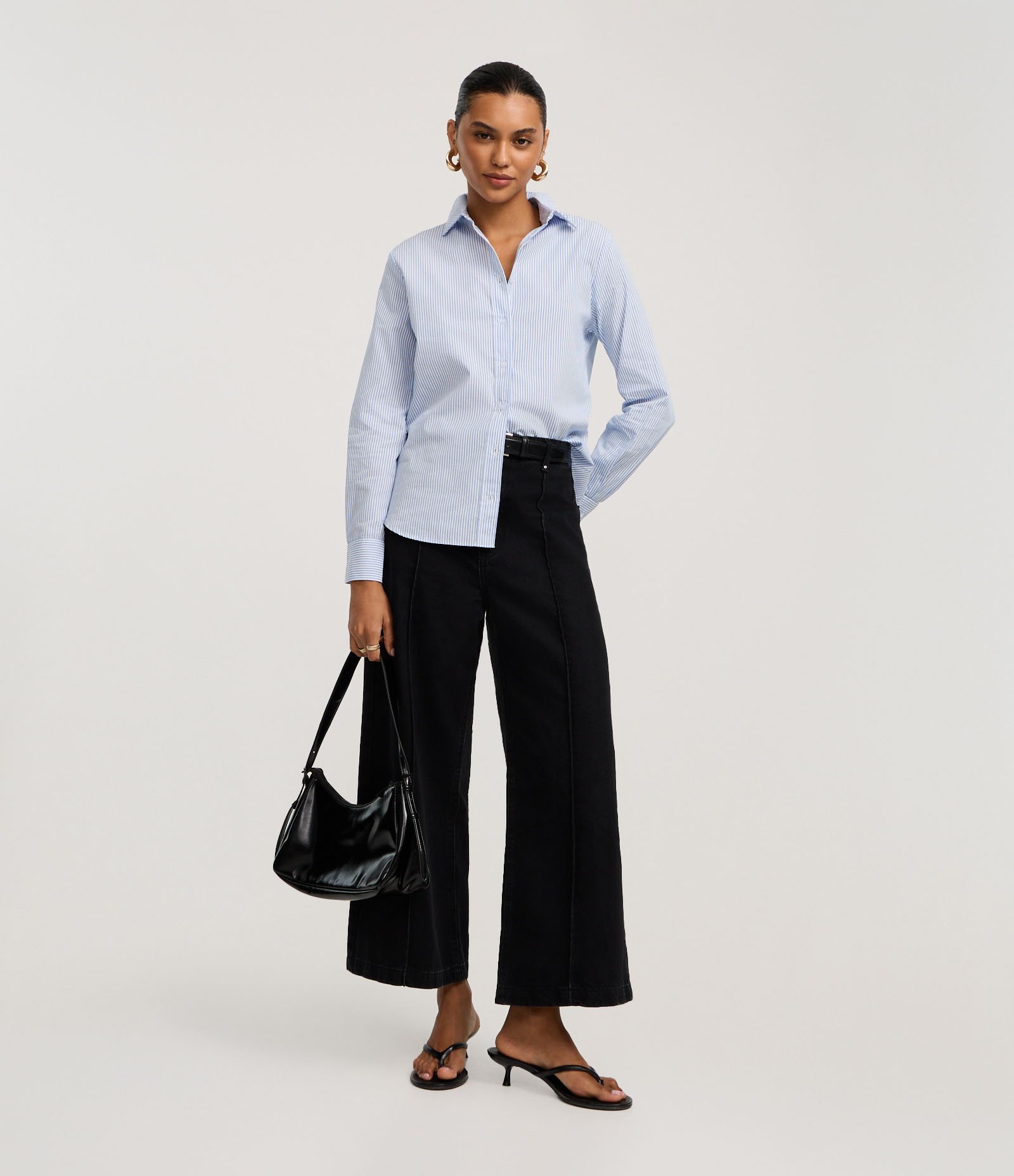 Camisa em Tricoline com Abotoamento e Estampa Listras em Fio Tinto Azul/ Branco 2