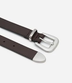 Cinto em Material Sintético com Ponteira de Metal