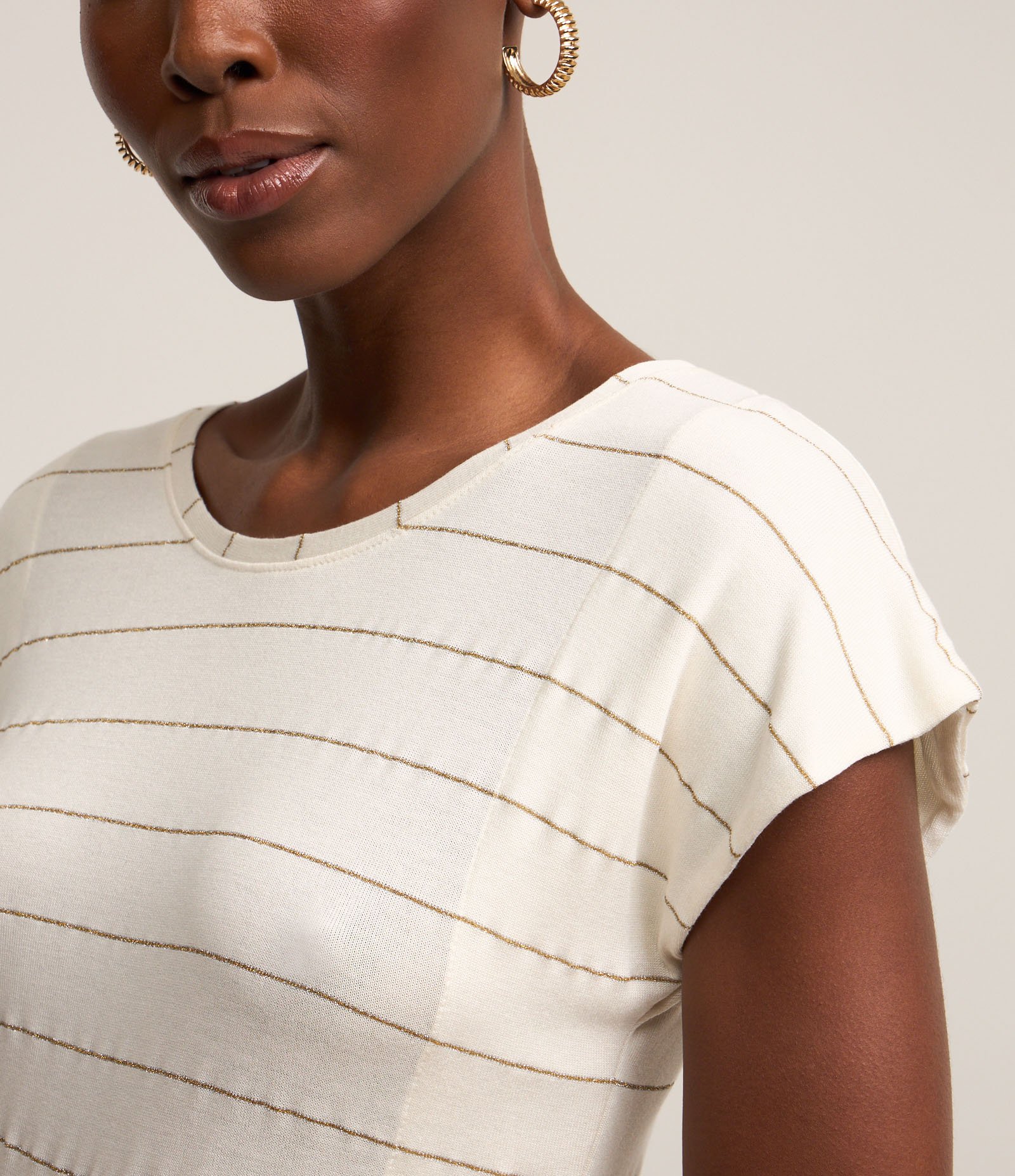 Blusa em Viscose com Estampa Listrada e Detalhe em Fio Metalizado Branco Neve 3