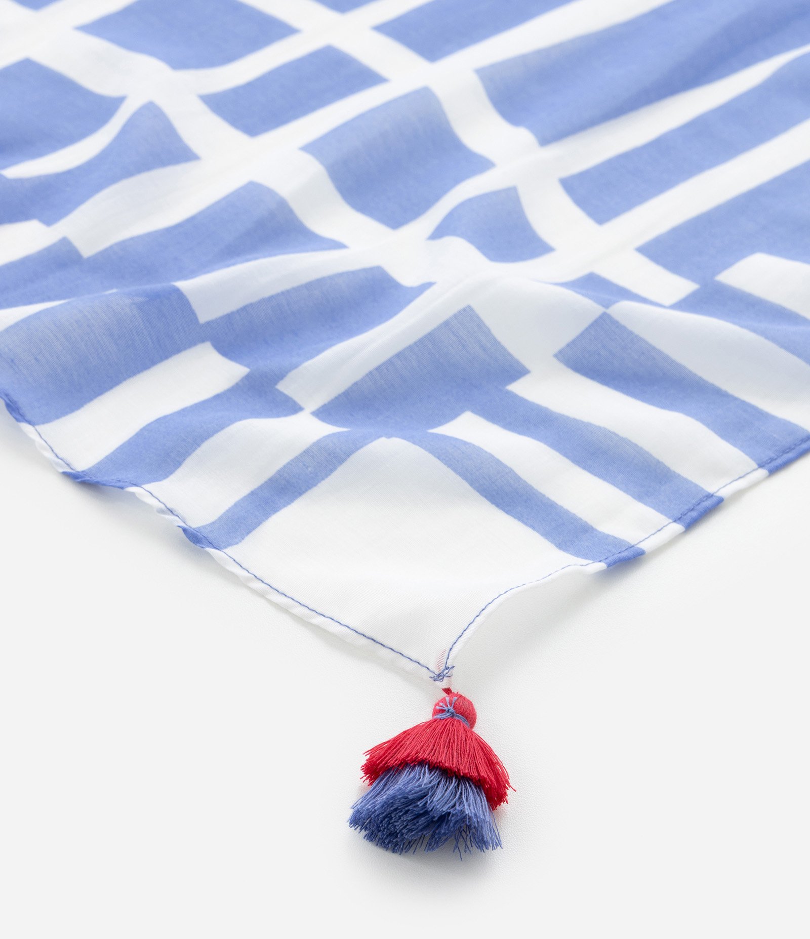 Saída de Praia Saia em Chiffon com Textura e Amarração Lateral Branco 3