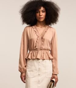 Saia Curto em Suedine com Botões Frontais e Bolsos