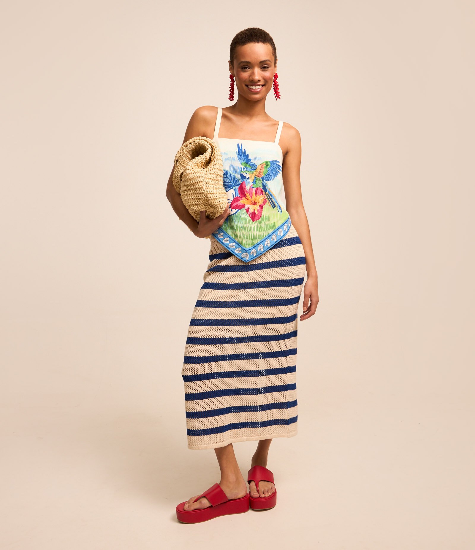 Saia Reta Midi em Tricô Listrado com Ponto Aberto Bege/Azul 1